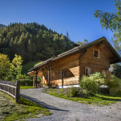 20230906_ChaletGretchenruheAussen_001